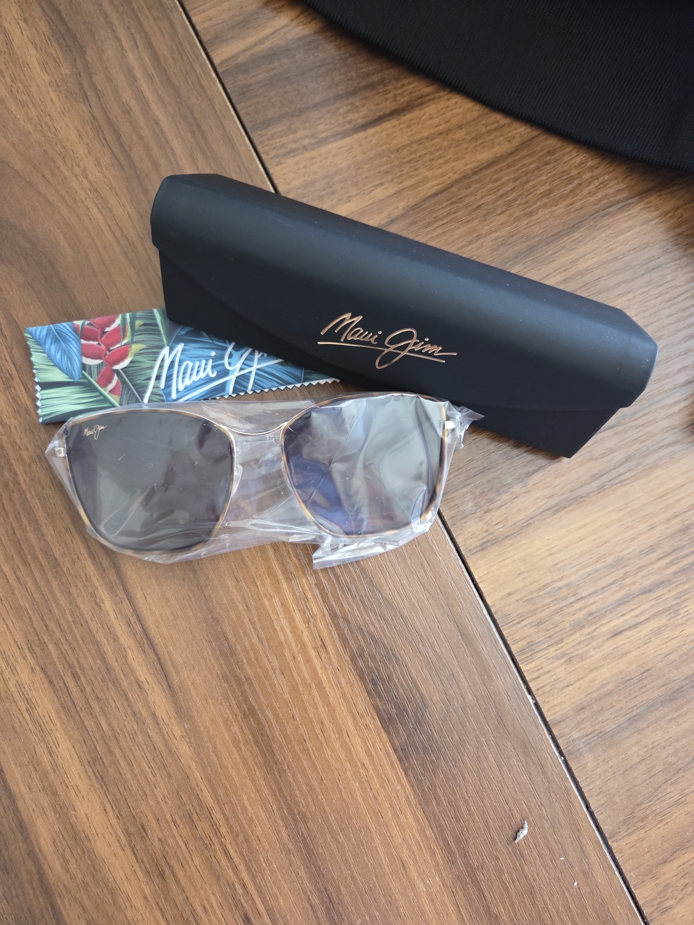 Maui Jim Sunglasses Gold Frame with Gray Lenses - Tiger Lily